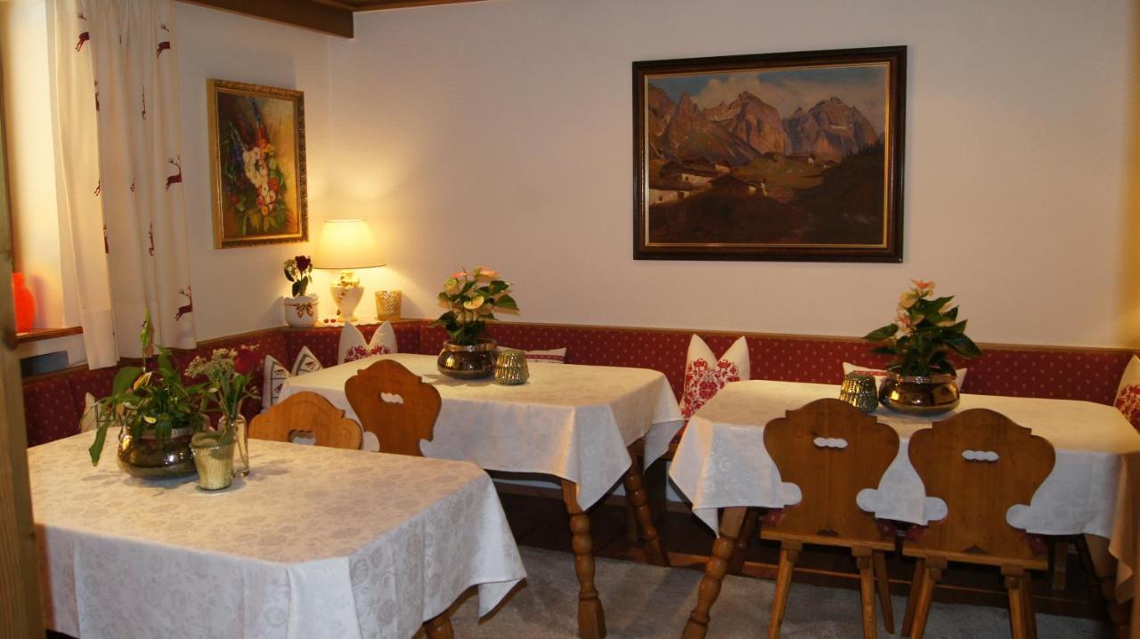 Pension Hartenfels Lech am Arlberg Exteriör bild