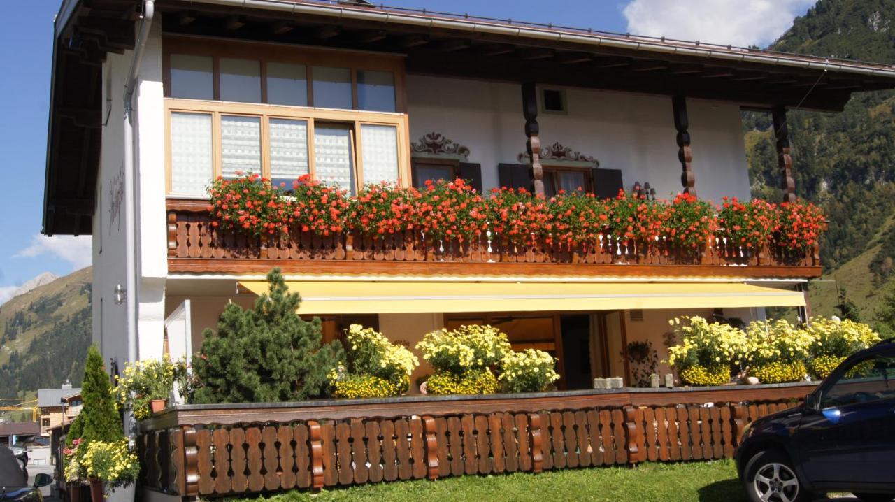 Pension Hartenfels Lech am Arlberg Exteriör bild